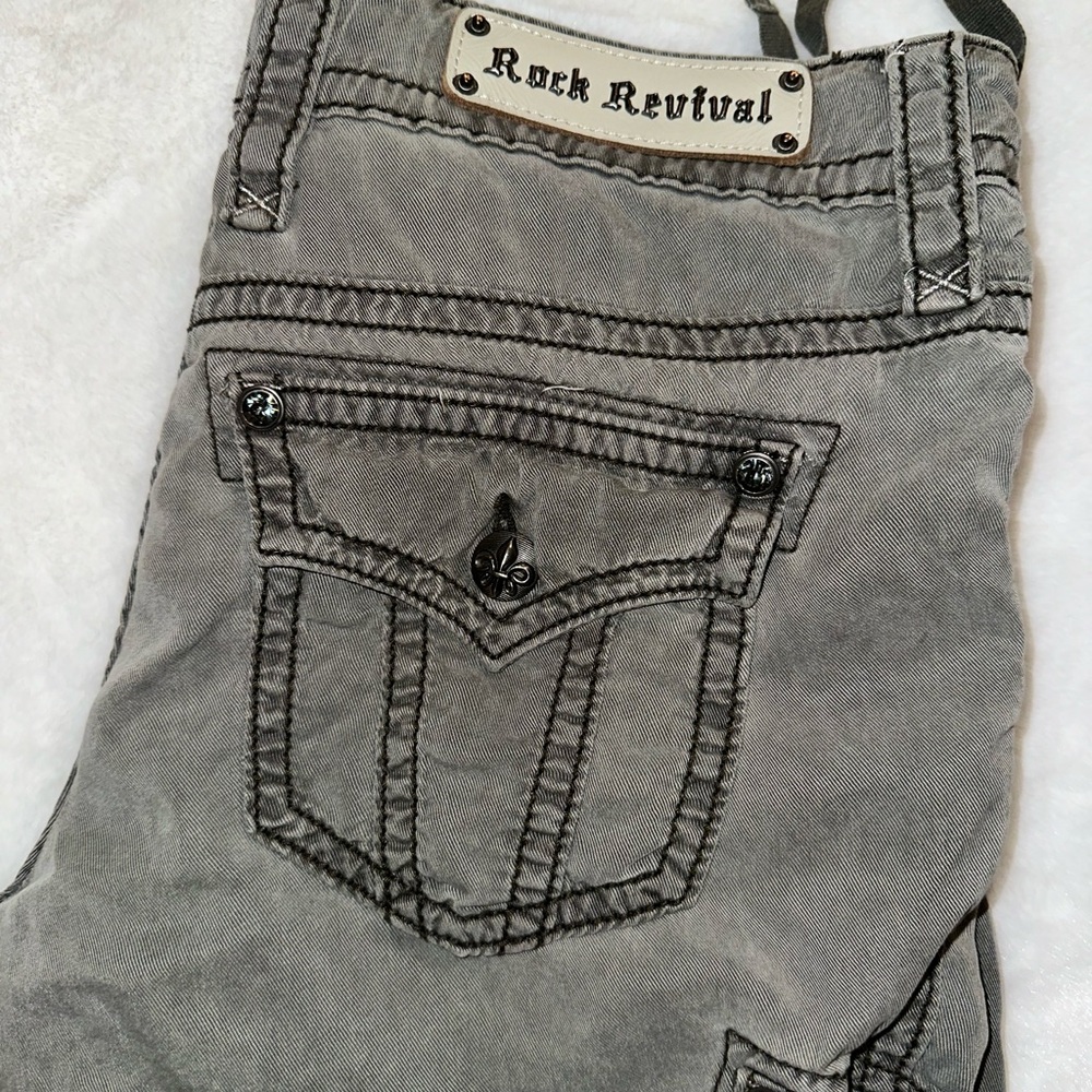 Rock Revival Crop Pants